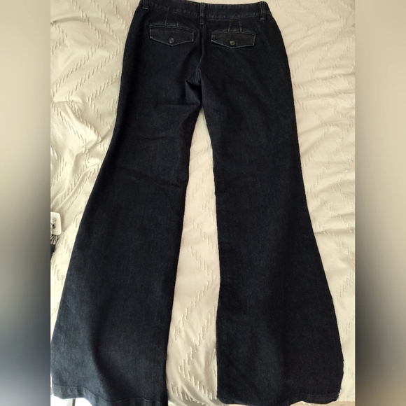 LOFT Curvy Flare Jeans, Excellent condition, Size 4 - Picture 4 of 5
